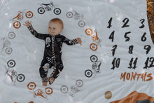 Load image into Gallery viewer, Sunset Cruise Milestone Blanket - Strictly Wild