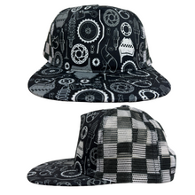 Load image into Gallery viewer, Gear Head Snapback

